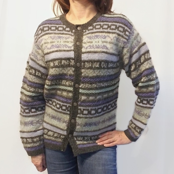 Northern Isles Wool Scottish Cardigan Sweater - Picture 3 of 16